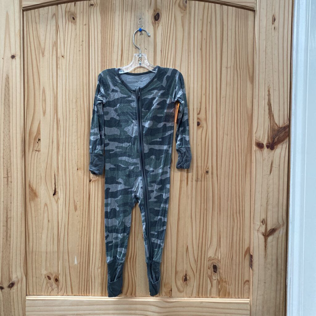 BOYS LITTLE SLEEPIES ARMY GREEN CAMO SLEEPER 6/12M