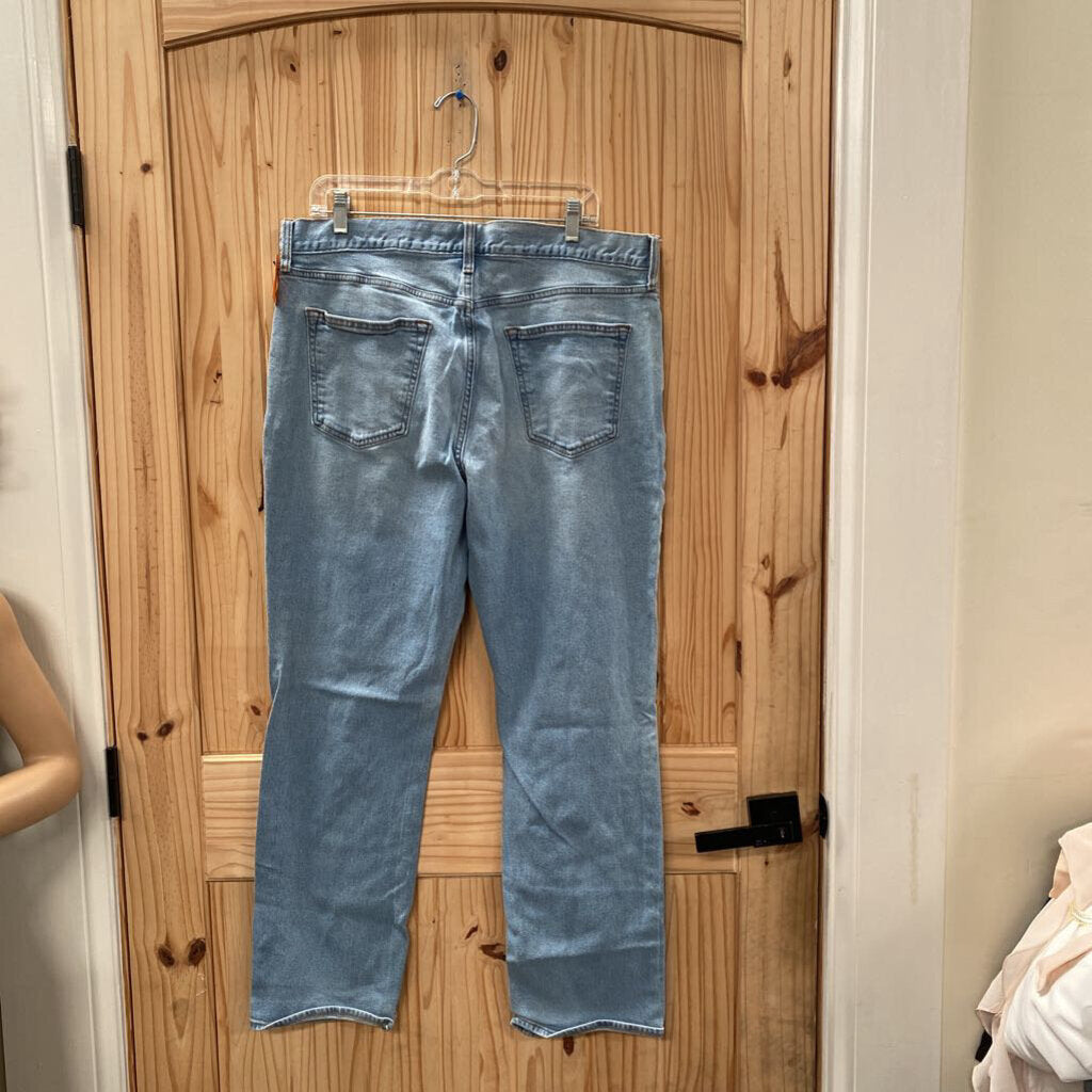 MENS OLD NAVY LT DENIM JEANS 36X32