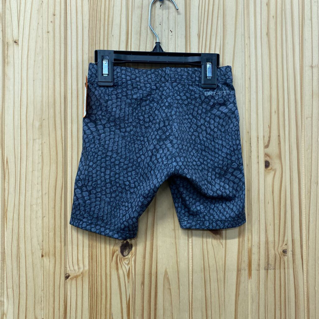 GIRLS NIKE SHORTS GREY/WHITE 6