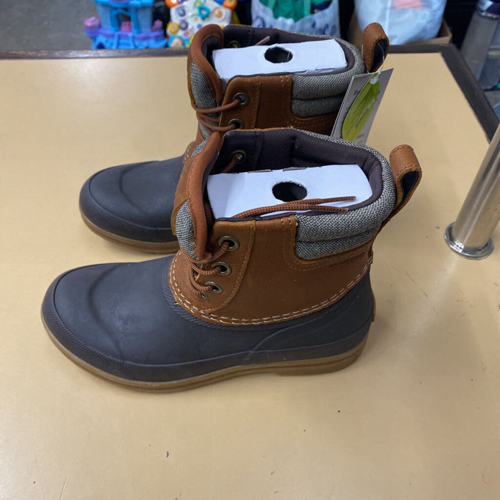 WOMENS MUCK DUCK LACE BOOTS 5 NEW