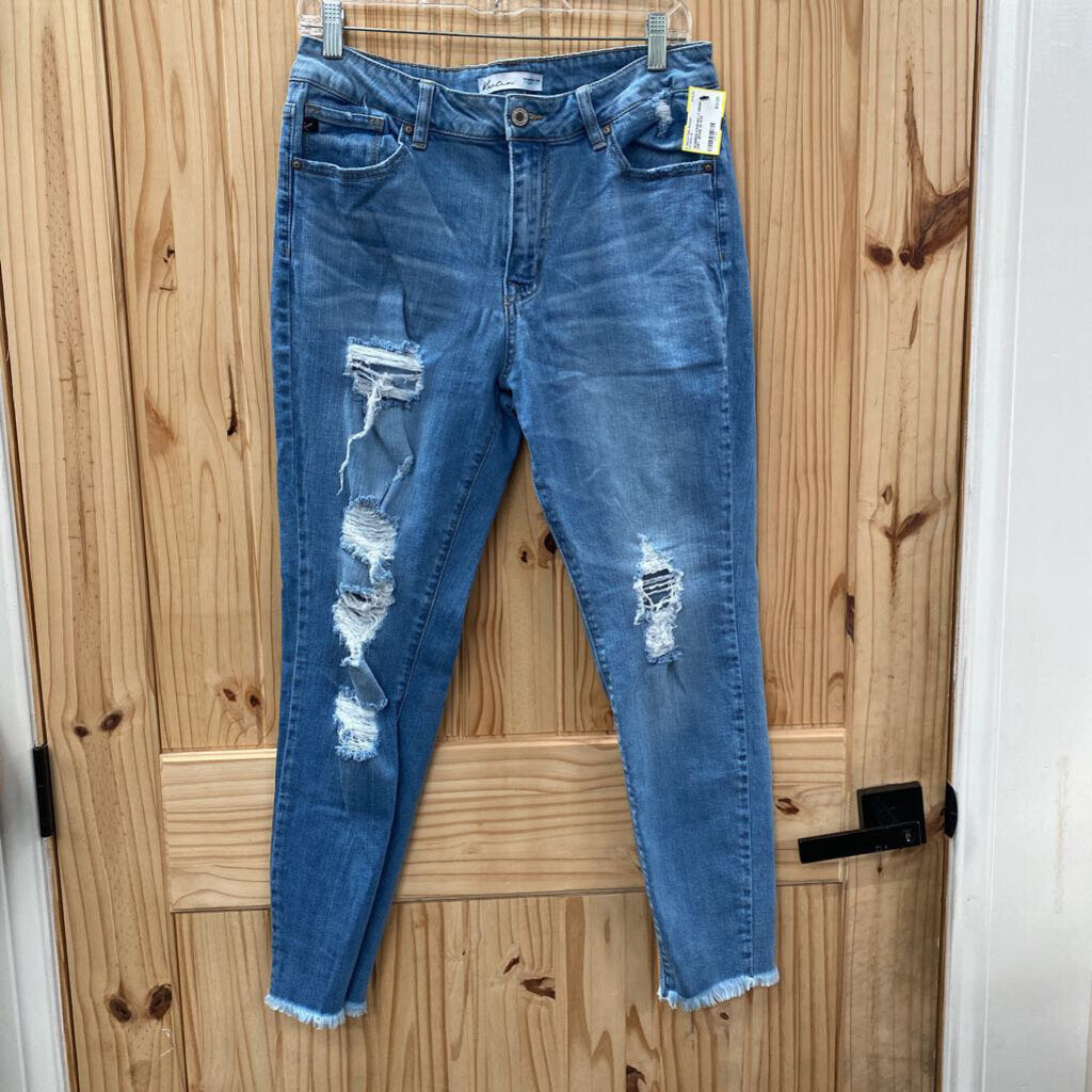 WOMENS KANCAN LT DENIM DIST. JEANS 30