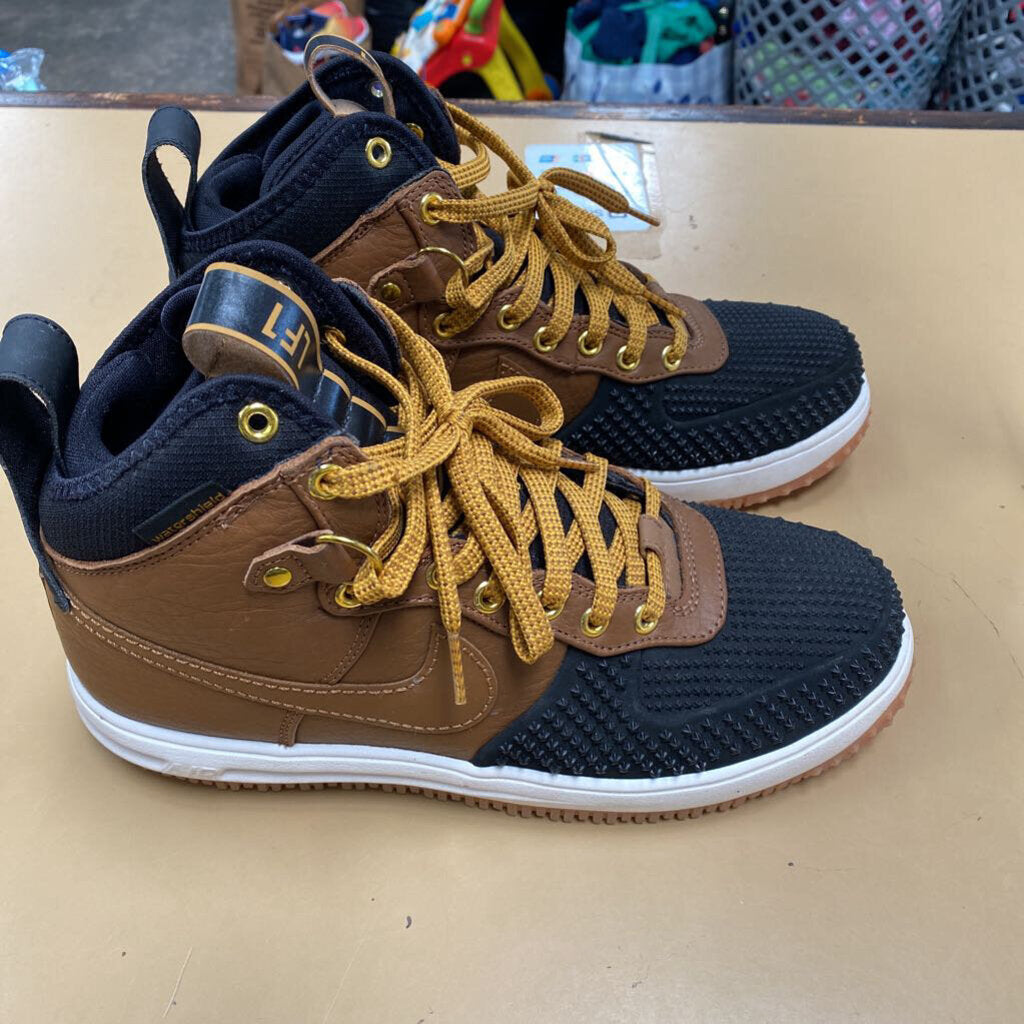 MENS NIKE BOOTS BROWN/BLK 8.5