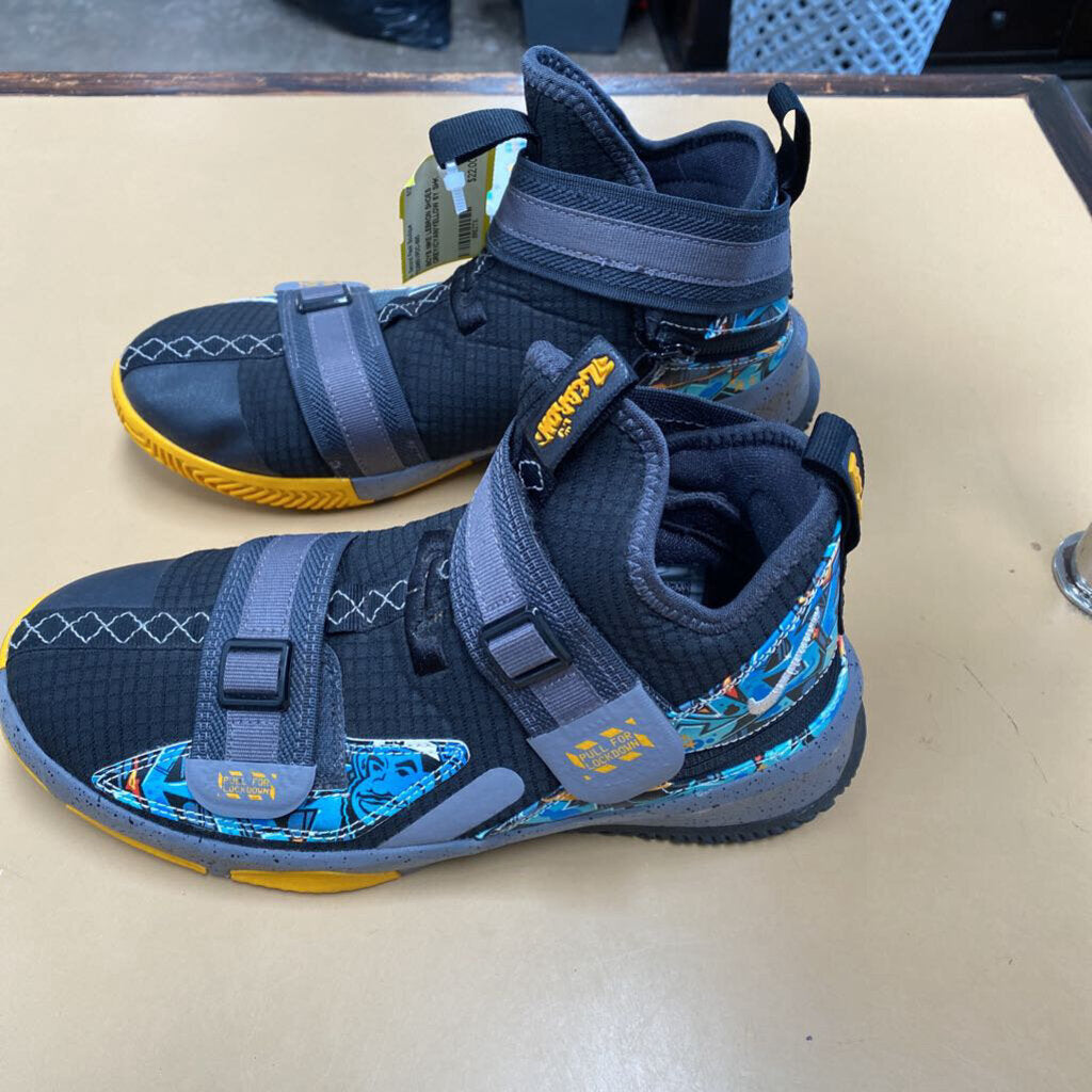 BOYS NIKE LEBRON SHOES GREY/CYAN/YELLOW 6Y