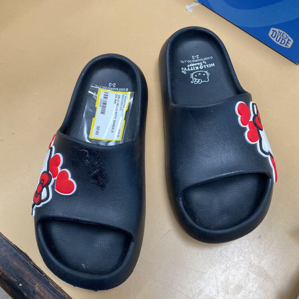 GIRLS HELLO KITTY SANDALS 2/3