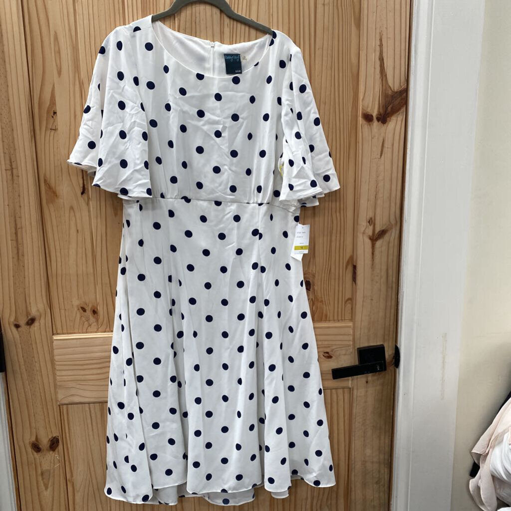 GABBY SKYE NWT WHITE DRESS 14 NWT