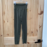 AERIE OFFLINE X OLIVE GREEN LEGGINGS