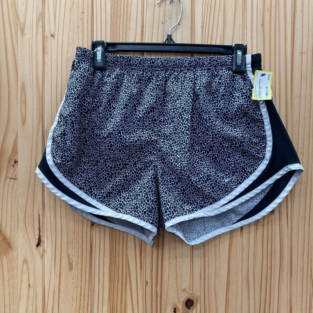WOMENS M NIKE SHORTS BLK/WHITE