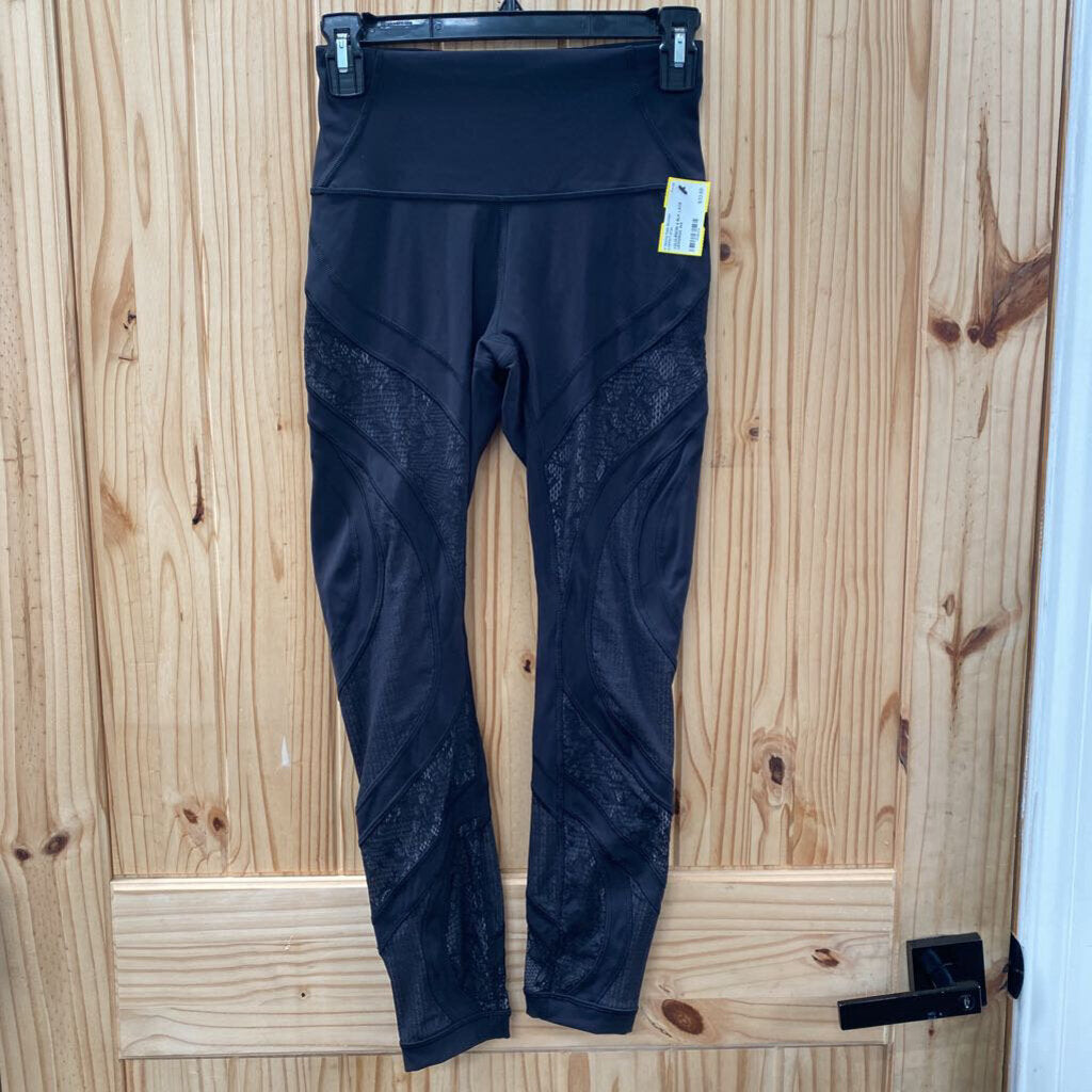 LULULEMON 4 BLK LACE LEGGINGS