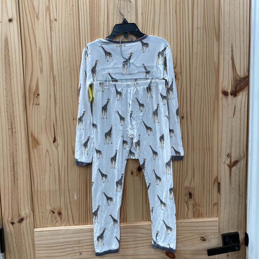 BOYS KYTE 2PC PAJAMA SET WHITE W/GIRAFFES 7