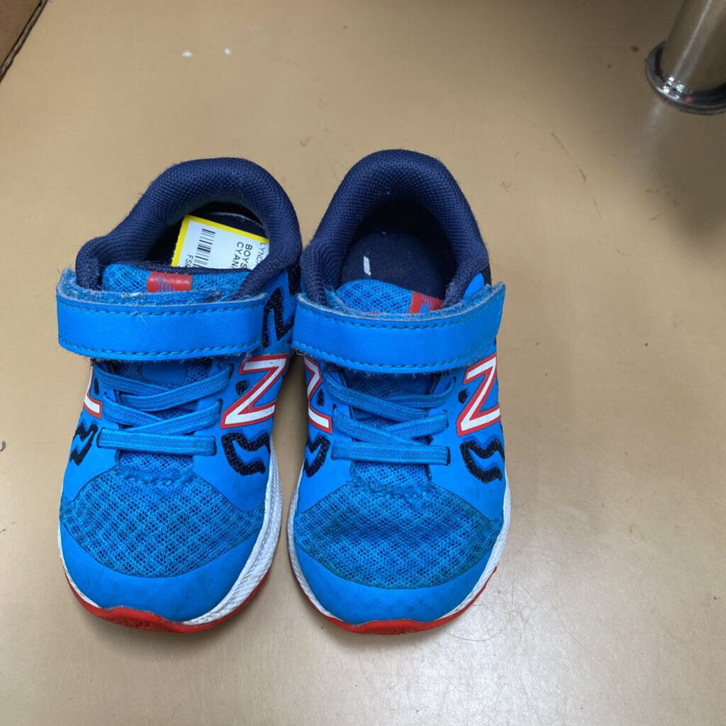 BOYS NEW BALANCE SHOES CYAN/RED/NAVY BLUE 5