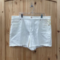 WOMENS LOFT WHITE SHORTS 18