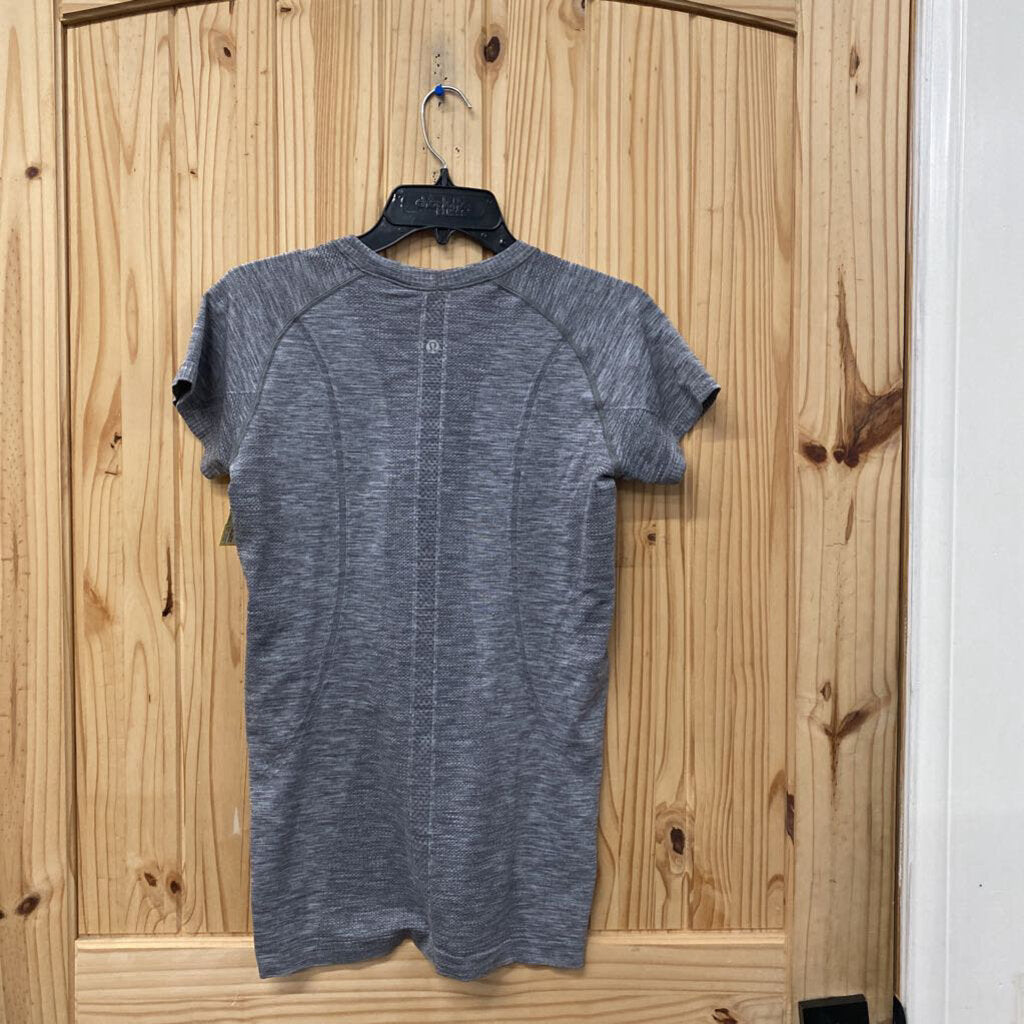 WOMENS LULULEMON GREY SHIRT 10