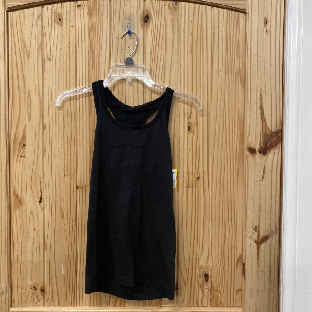 WOMENS LULULEMON BLK TANK 4