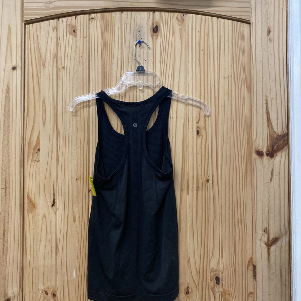 WOMENS LULULEMON BLK TANK 4