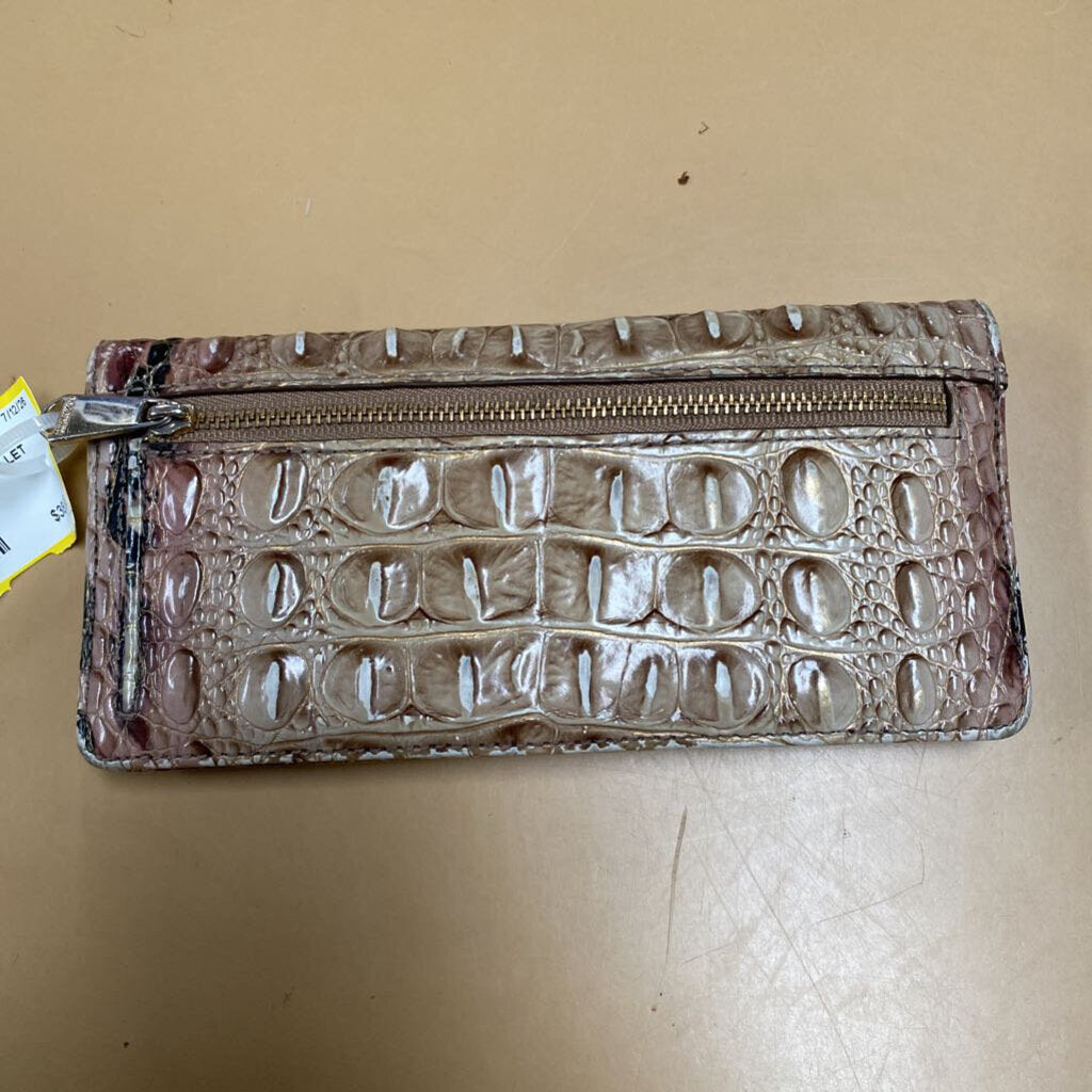 WOMENS BRAHMIN WALLET