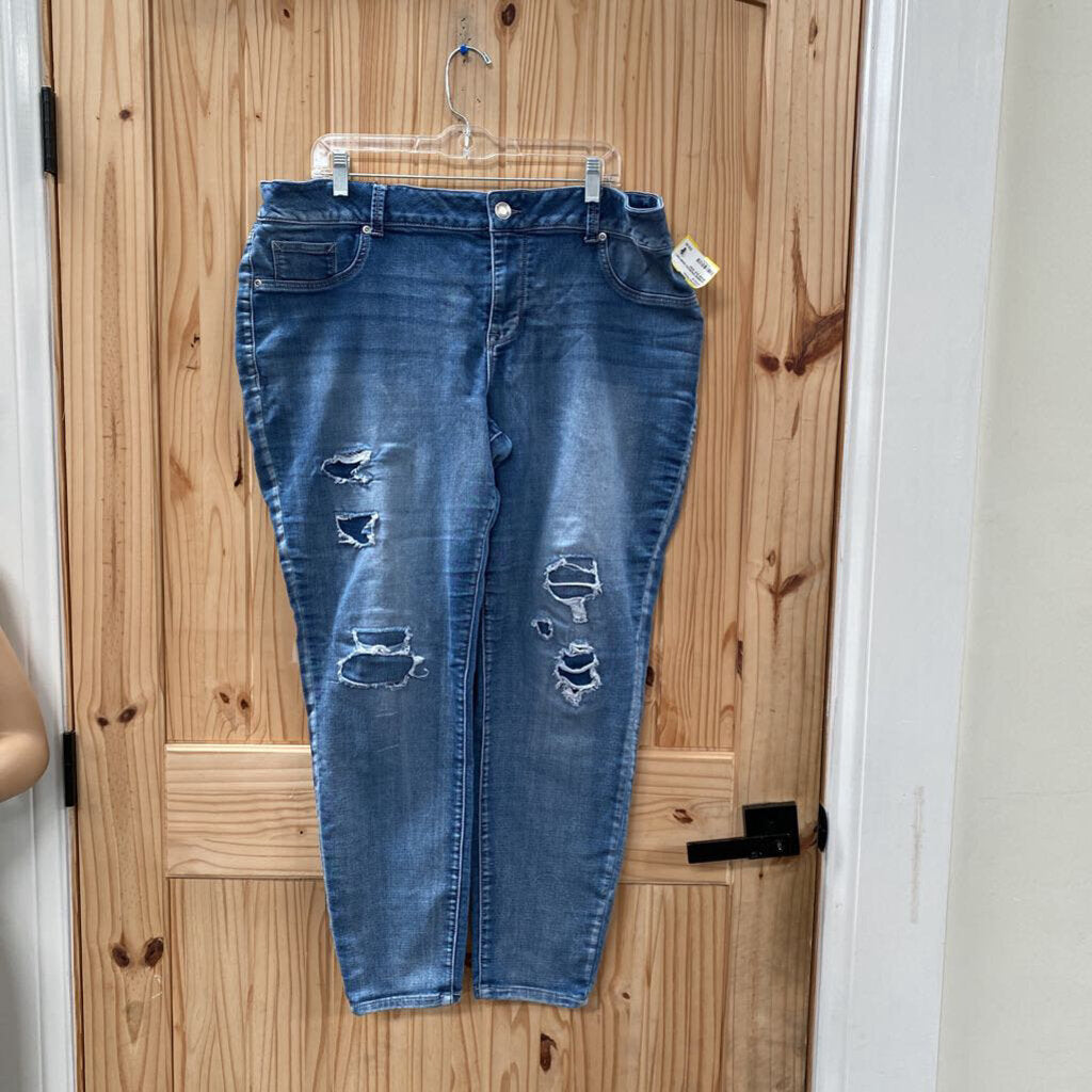 WOMENS MAURICES DENIM DIST. JEANS 20W