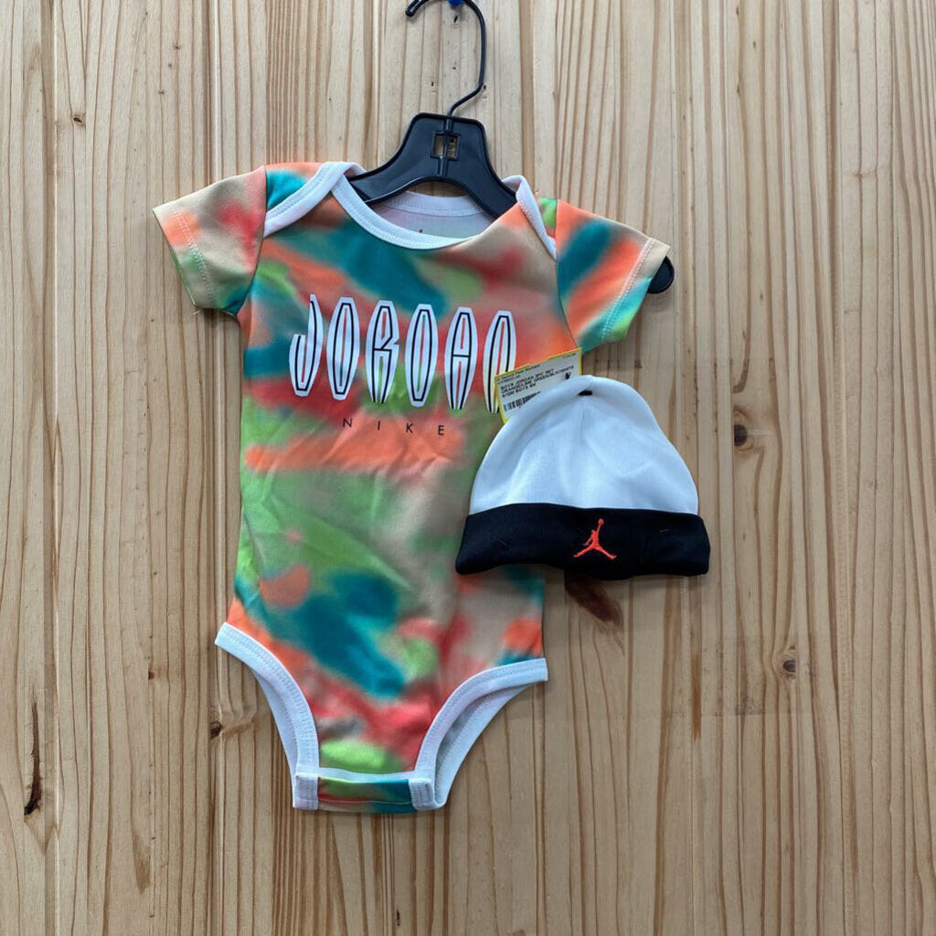 BOYS JORDAN 3PC SET ORANGE/LIME GREEN/BLK/WHITE 6/12M