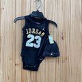 BOYS JORDAN 3PC SET BLK/WHITE/GOLD 0/6M