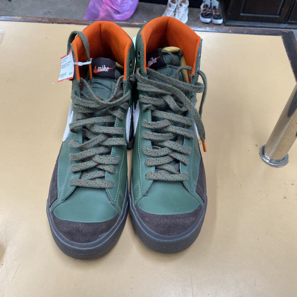 MENS NIKE HIGH TOPS OLIVE GREEN/BROWN 12