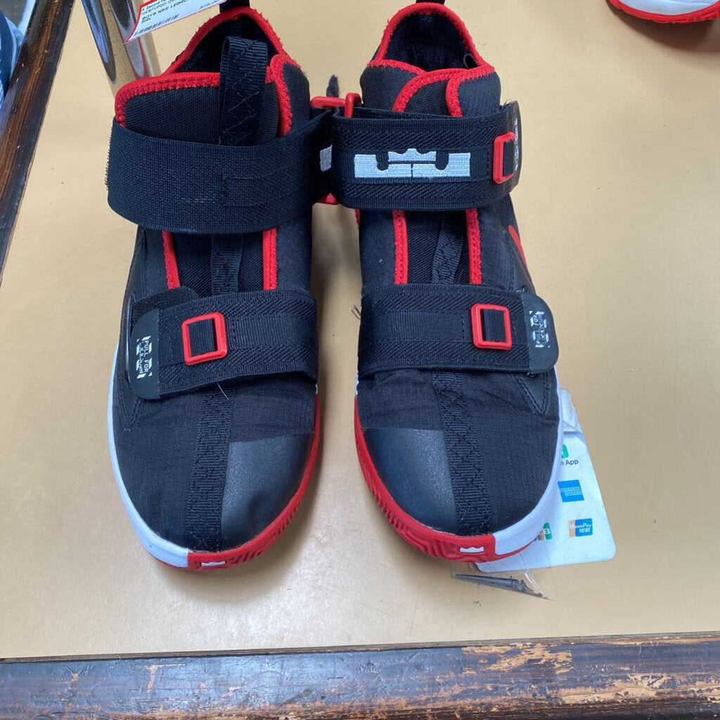 BOYS NIKE LEBRON RED/BLK 7Y
