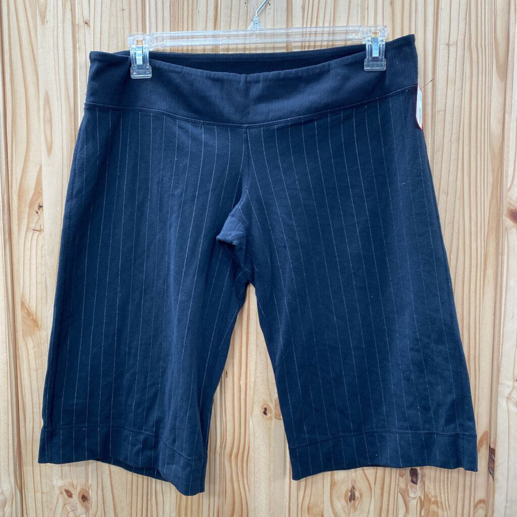 LULULEMON BLK PINSTRIPE WIDE LEG 12