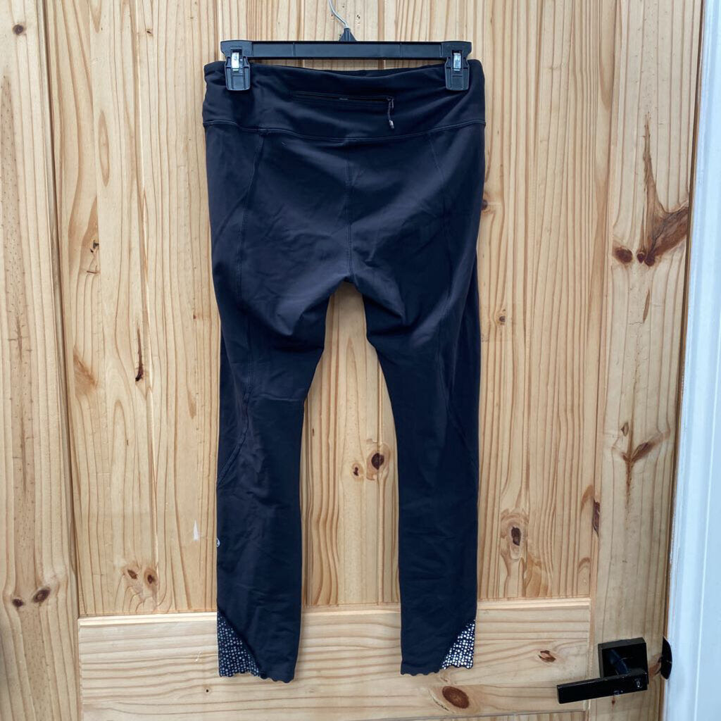 LULULEMON LEGGINGS W/SCALLOPED LEG BLK 6