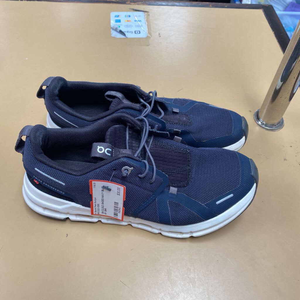 ON CLOUD SHOES NAVY BLUE 6Y