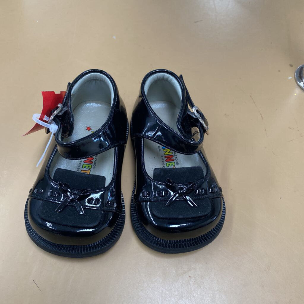 GIRLS JANNETH BLK CASUAL SHOES 5