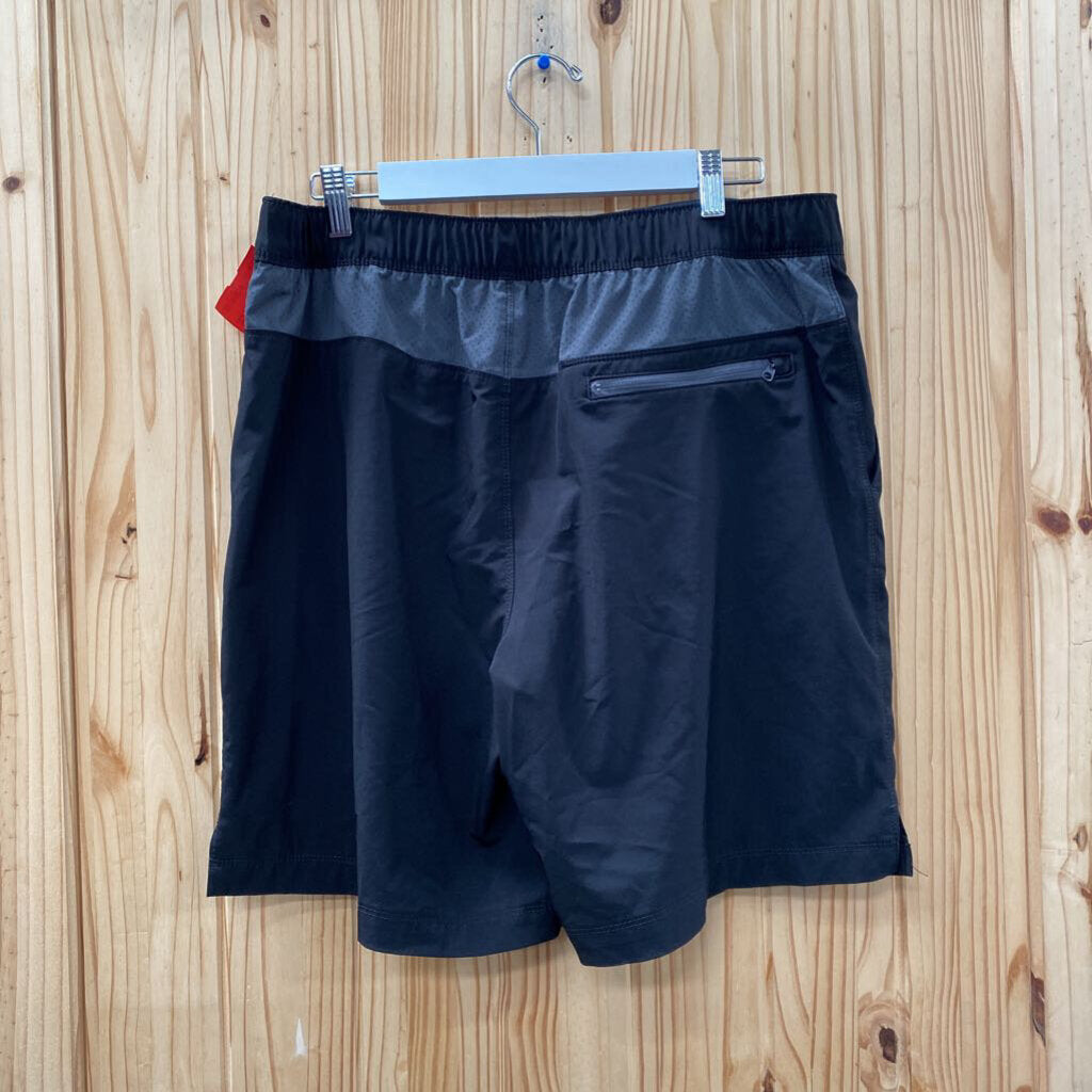 MENS SPEEDO SHORTS BLK L