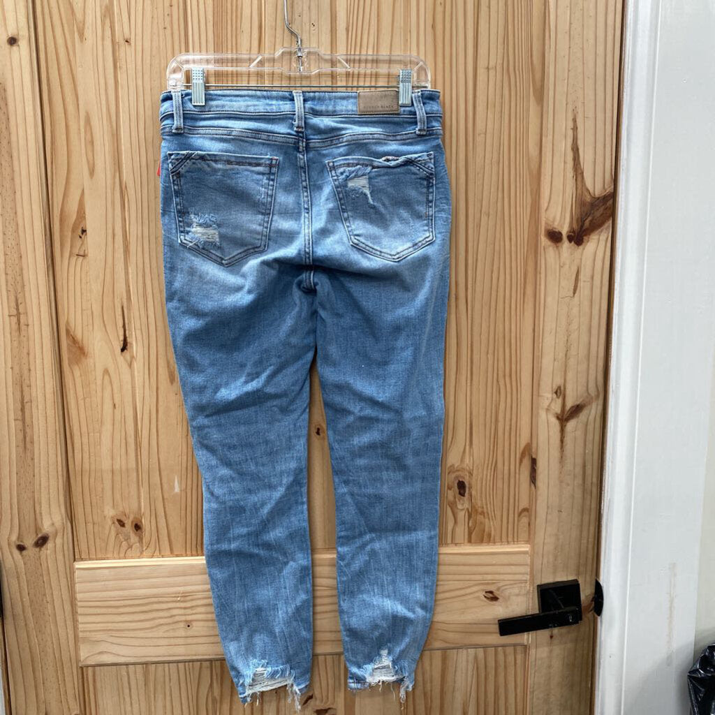 WOMENS BUCKLE BLK LT DENIM JEANS 27