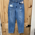 WOMENS AMERICAN EAGLE LT DENIMD IST. JEANS 8 REGULAR
