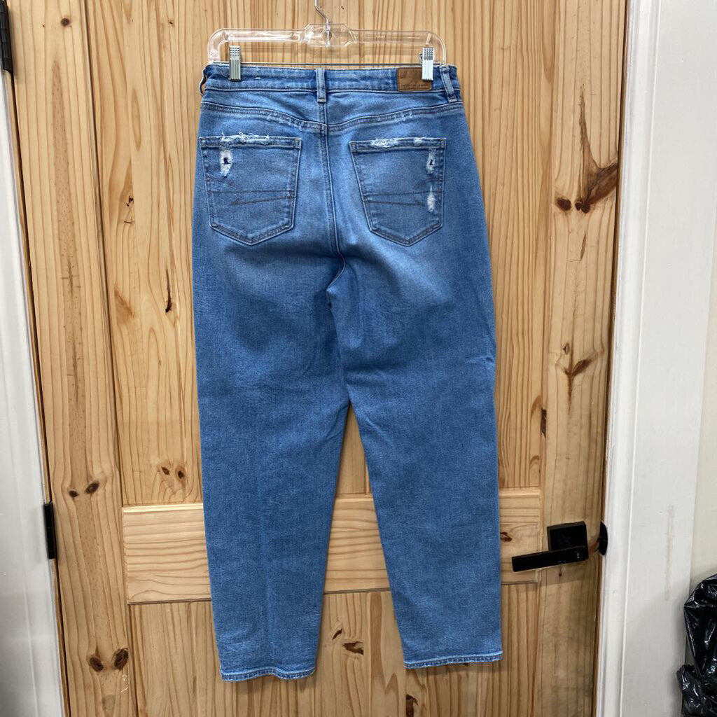 WOMENS AMERICAN EAGLE LT DENIMD IST. JEANS 8 REGULAR