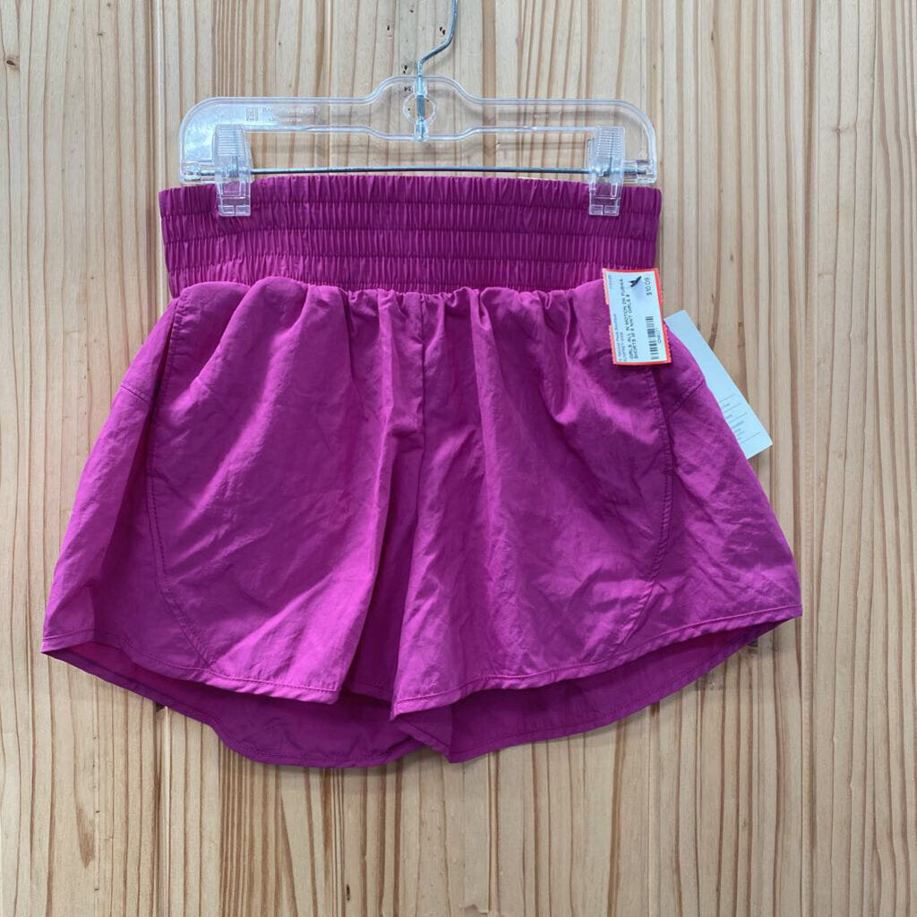 GIRLS ALL IN MOTION DK FUSHIA SHORTS M 8 NWT
