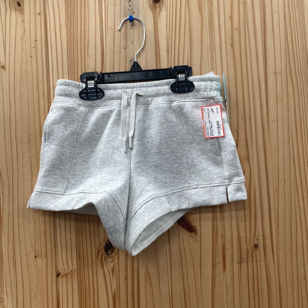 GIRLS DSG LT GREY SHORTS XS 6/7 NWT