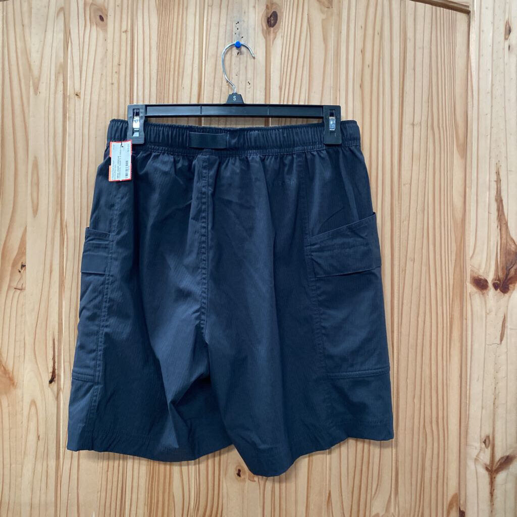 MENS UNDER ARMOUR CHARCOAL SHORTS S