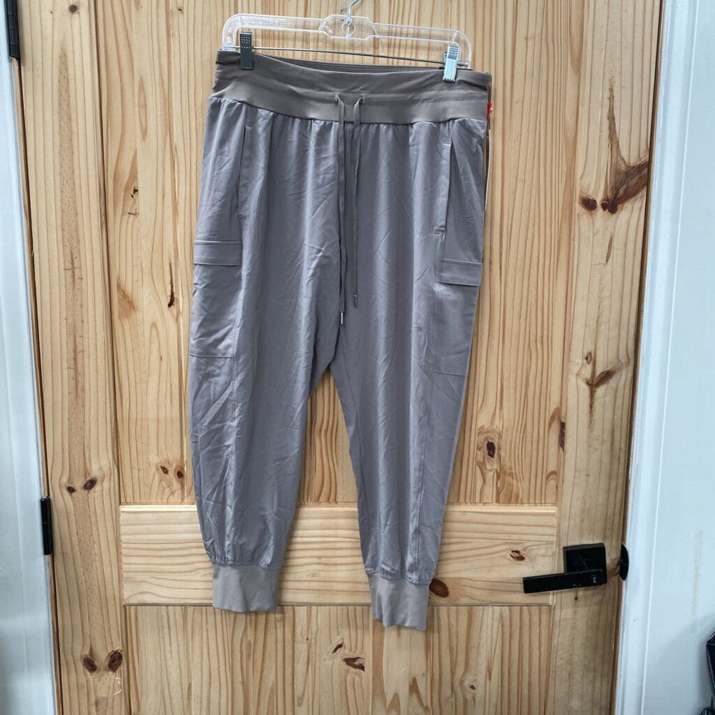 WOMENS CALIA MID RISE JOGGER DK TAUPE M NWT