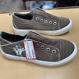 WOMENS BLOWFISH SHOES DK OLIVE GREEN W/FLOWERS 7M