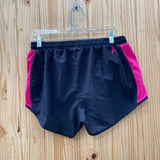 WOMENS UNDER ARMOUR SHORTS BLK/MAGENTA M