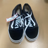 VANS BLK/WHITE MENS 6.5 WOMENS 8