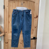 WOMENS UNIVERSAL THREAD DENIM DIST. JEANS 17?