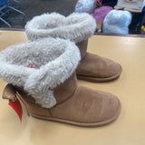 GIRLS JUICY COUTURE CHESTNUT BOOTS 2