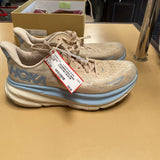 WOMENS HOKA SHOES IVORY/SKY BLUE 8B