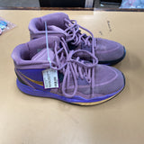 BOYS NIKE KYRIE IRVING HIGH TOPS PURPLE/GOLD 7Y