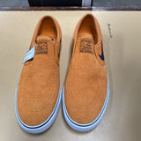 WOMES NIKE SUEDE CASUAL SHOES ORANGE/BLK 8