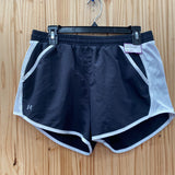 WOMENS UNDER ARMOUR SHORTS BLK/WHITE/GRAY