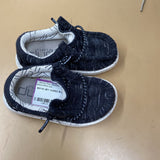 BOYS HEY DUDES BLK SHOES 9K