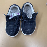 BOYS HEY DUDES BLK SHOES 9K