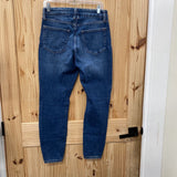 WOMENS EDGELY DK DENIM DIST. JEANS 8 SHORT