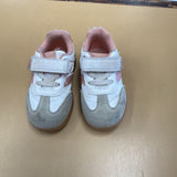 GIRLS FIRST STEPS 5